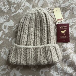 NWT 100% Organic Scandi Ivory Wool Knit Hat by Myssy - Handmade in Finland